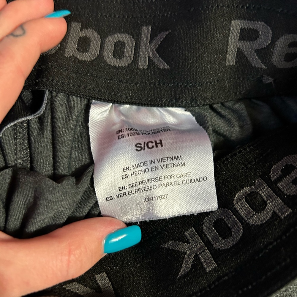Men’s Reebok Shorts. - Picture 2 of 2